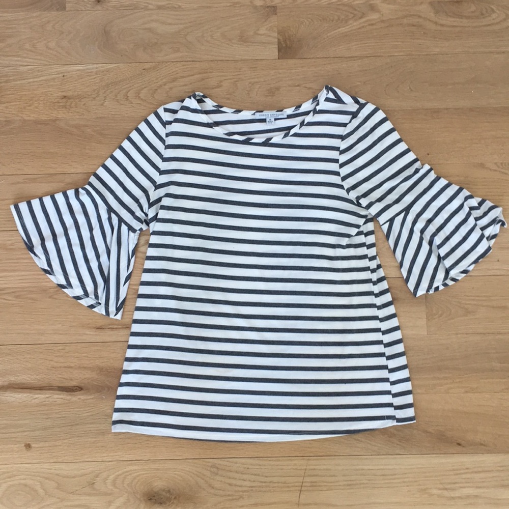Striped top with wide sleeves